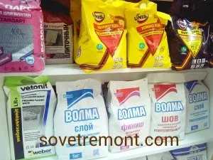 Скільки коштує обклеїти стіни шпалерами
