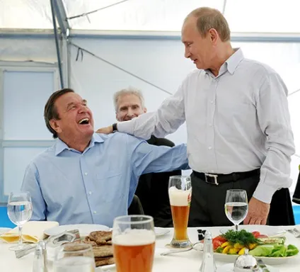 З ким зі світових політиків у путина довірчі відносини політика України