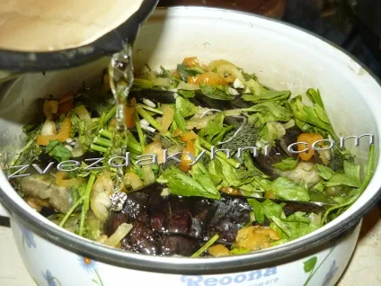 Солоні баклажани, зірка кухні (розсолом один літр) Солоні баклажани, зірка кухні