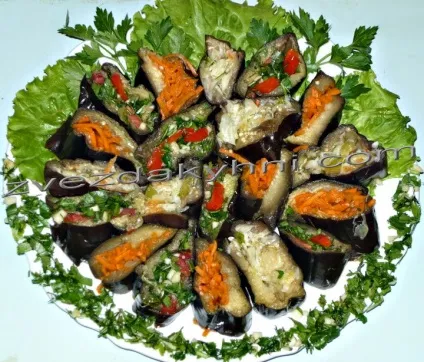Солоні баклажани, зірка кухні (солоні баклажани. Баклажани солоні на зиму. Солоні баклажани рецепт. Баклажани солоні фаршировані. Солоні баклажани з часником. Солоні баклажани на зиму рецепти. Баклажани солоні з морквою. Як приготувати солоні баклажани.) Солоні баклажани, зірка кухні