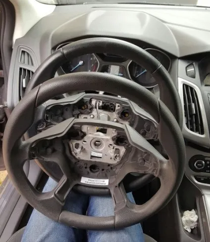 Зняття, установка і перетяжка керма в ford focus 3, салон ford focus 3 (установка) Зняття, установка і перетяжка керма в ford focus 3, салон ford focus 3