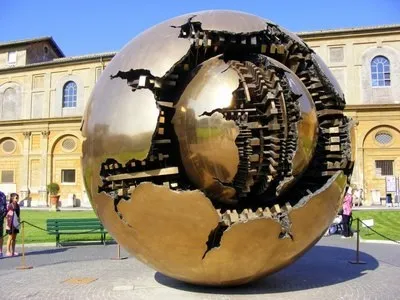 сучасна скульптура