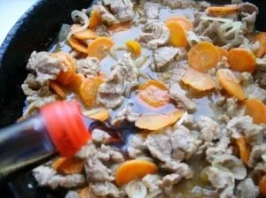 Спагеті з яловичиною (спагетті з яловичиною) Спагеті з яловичиною