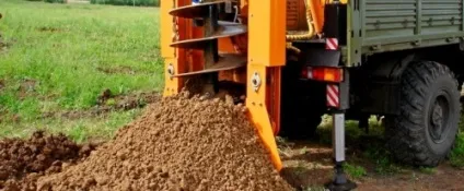 Способи буріння свердловини на воду, будівельний портал (свердловини) Способи буріння свердловини на воду, будівельний портал