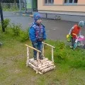 Розвиваюча двостороння ширма своїми руками для оформлення групи (школи) Розвиваюча двостороння ширма своїми руками для оформлення групи