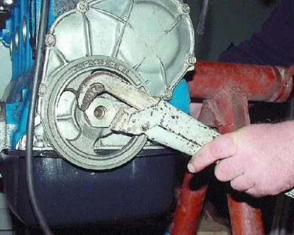 Розбирання двигуна ваз