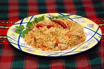Свинина з рисом, різними овочами і спеціями ( «басматі» свинині овочам) Свинина з рисом, різними овочами та спеціями