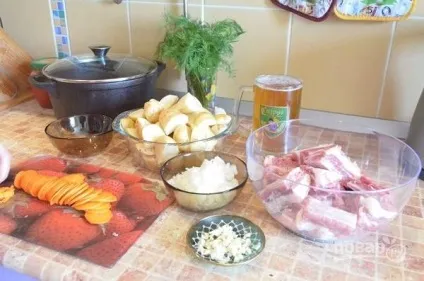 Свинячі реберця з картоплею в казані - покроковий рецепт з фото на (страви) Свинячі реберця з картоплею в казані - покроковий рецепт з фото на
