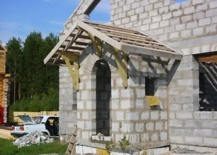 Тамбур в приватному будинку