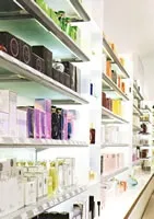 Торгове обладнання та дизайн магазинів косметики та парфумерії (торгове) Торгове обладнання та дизайн магазинів косметики та парфумерії
