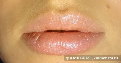 Тональний крем skin illusion, помада-блиск joli rouge і багато подарунків від марки clarins відгуки (декоративна косметика) Тональний крем skin illusion, помада-блиск joli rouge і багато подарунків від марки clarins відгуки