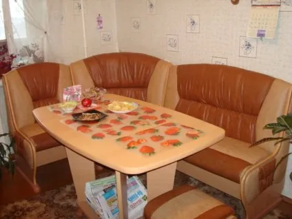Кутовий диван для кухні фото куточка на кухню, диван круглий, розміри, відео (кутовий диван для кухні) Кутовий диван для кухні фото куточка на кухню, диван круглий, розміри, відео