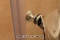 Установка душової кабіни (куточка) - строймастерская (нижня напрямна дверей) Установка душової кабіни (куточка) - строймастерская