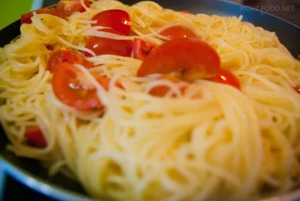 Вегетаріанська паста з помідорами чері, рецепт з фото (помідорами) Вегетаріанська паста з помідорами чері, рецепт з фото