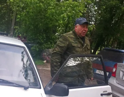 Ви що думаєте, я дівчат не б'ю (афіша) Ви що думаєте, я дівчат не б'ю