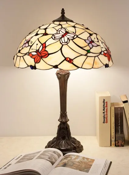 Вітражне мистецтво louis comfort tiffany (tiffany) Вітражне мистецтво louis comfort tiffany
