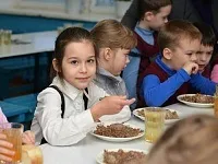 У школи повернуть медкабінети
