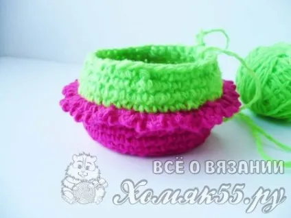 В'язана игольница гачком