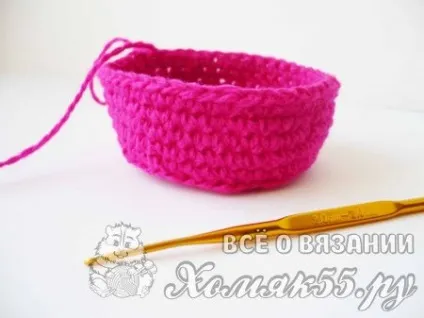 В'язана игольница гачком