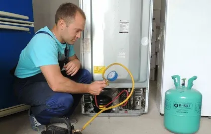 Холодильник включається і через кілька секунд вимикається компресор відразу відключається, чому (холодильник) Холодильник включається і через кілька секунд вимикається компресор відразу відключається, чому