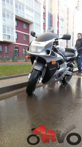 Забута легенда або огляд suzuki gsx-r600 1997 року, тест-драйв, motoviewer