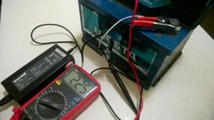 Зарядний пристрій з блоку живлення ноутбука (блоку) Зарядний пристрій з блоку живлення ноутбука
