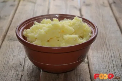 Смажені пиріжки з лівером і картоплею - кулінарні рецепти на (рецепт) Смажені пиріжки з лівером і картоплею - кулінарні рецепти на