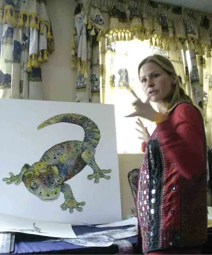 Мальовничі колажі з тканини, sophie standing (бегемот) Мальовничі колажі з тканини, sophie standing