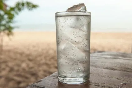 Чи знаєте ви, скільки калорій у воді (Скільки калорій воді) Чи знаєте ви, скільки калорій в воді
