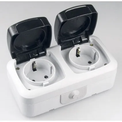 Розетка ip44