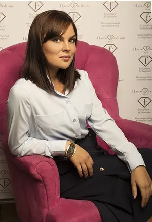 10 Найкрасивіших дівчат вересня, фото - woman s day (Болматов зігрітися восени) 10 Найкрасивіших дівчат вересня, фото - woman s day