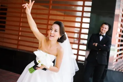 50 Фактів, які ти повинна знати перед походом у весільний салон - the bride
