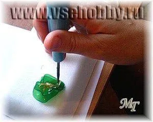 Біжутарія Галини весняної з майстер-класами з виготовлення кулона соняшнику і браслета з (соняшнику) Біжутарія Галини весняної з майстер-класами з виготовлення кулона соняшнику і браслета з