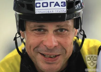 бути лайнсменом