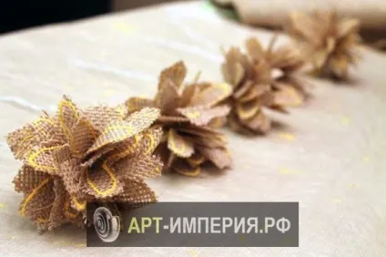 Букет квітів з мішковини своїми руками, квіти з мішковини своїми руками майстер клас, букет з