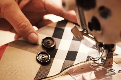 Burberry оригінал vs підробка - журнал про сasual моді (підробка) Burberry оригінал vs підробка - журнал про сasual моді