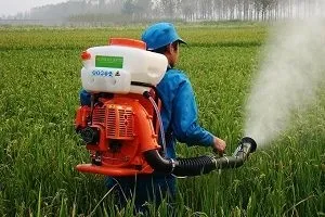 Садові обприскувачі - види, пристрій і критерії вибору