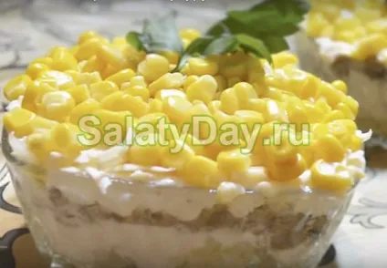 Салат з шпрот - презентабельна закуска з оригінальним смаком рецепт з фото і відео