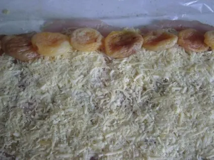 Рулет з курячого філе з курагою з курки фото, смачно приготувати самим (філе) Рулет з курячого філе з курагою з курки фото, смачно приготувати самим