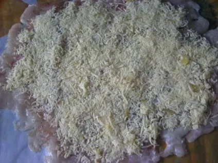 Рулет з курячого філе з курагою з курки фото, смачно приготувати самим (рулет) Рулет з курячого філе з курагою з курки фото, смачно приготувати самим