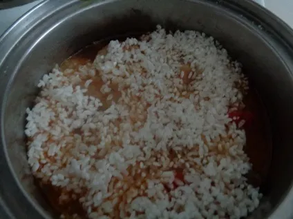 Що приготувати з курки швидко і смачно курка з рисом і пивом (смачно) Що приготувати з курки швидко і смачно курка з рисом і пивом