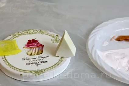 Декупаж жерстяної банки для солодощів (відполіруйте поверхню тонкої) Декупаж жерстяної банки для солодощів