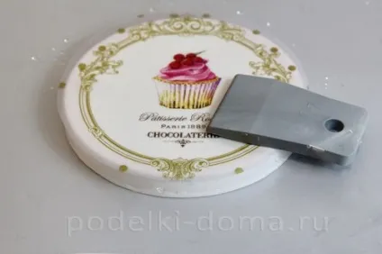 Декупаж жерстяної банки для солодощів (Декупаж жерстяної банки) Декупаж жерстяної банки для солодощів