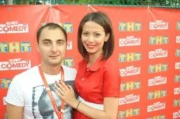Деміс карібідіс - камеді клаб бііографія, фото, квн, інстаграм, дружина (демис) Деміс карібідіс - камеді клаб бііографія, фото, квн, інстаграм, дружина