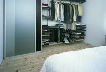 Двері-купе в гардеробну своїми руками фото, дзеркальні в Леруа Мерлен, купейні від виробника, (руками) Двері-купе в гардеробну своїми руками фото, дзеркальні в Леруа Мерлен, купейні від виробника,