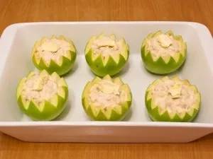 фаршировані яблука