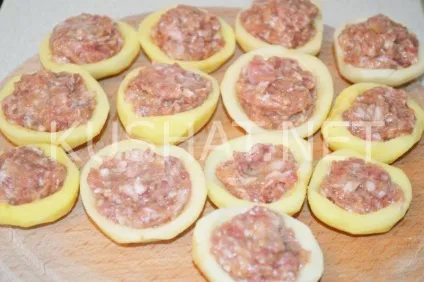 Фарширований картопля в духовці