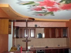 Фото стель на кухні