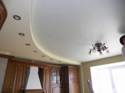 Фото стель на кухні