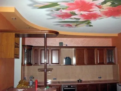 Фото стель на кухні